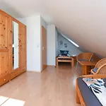 Pia Apartment